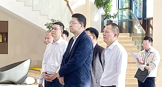 佛山市市长白涛调研葆德科技 勉励走智能化绿色化发展之路